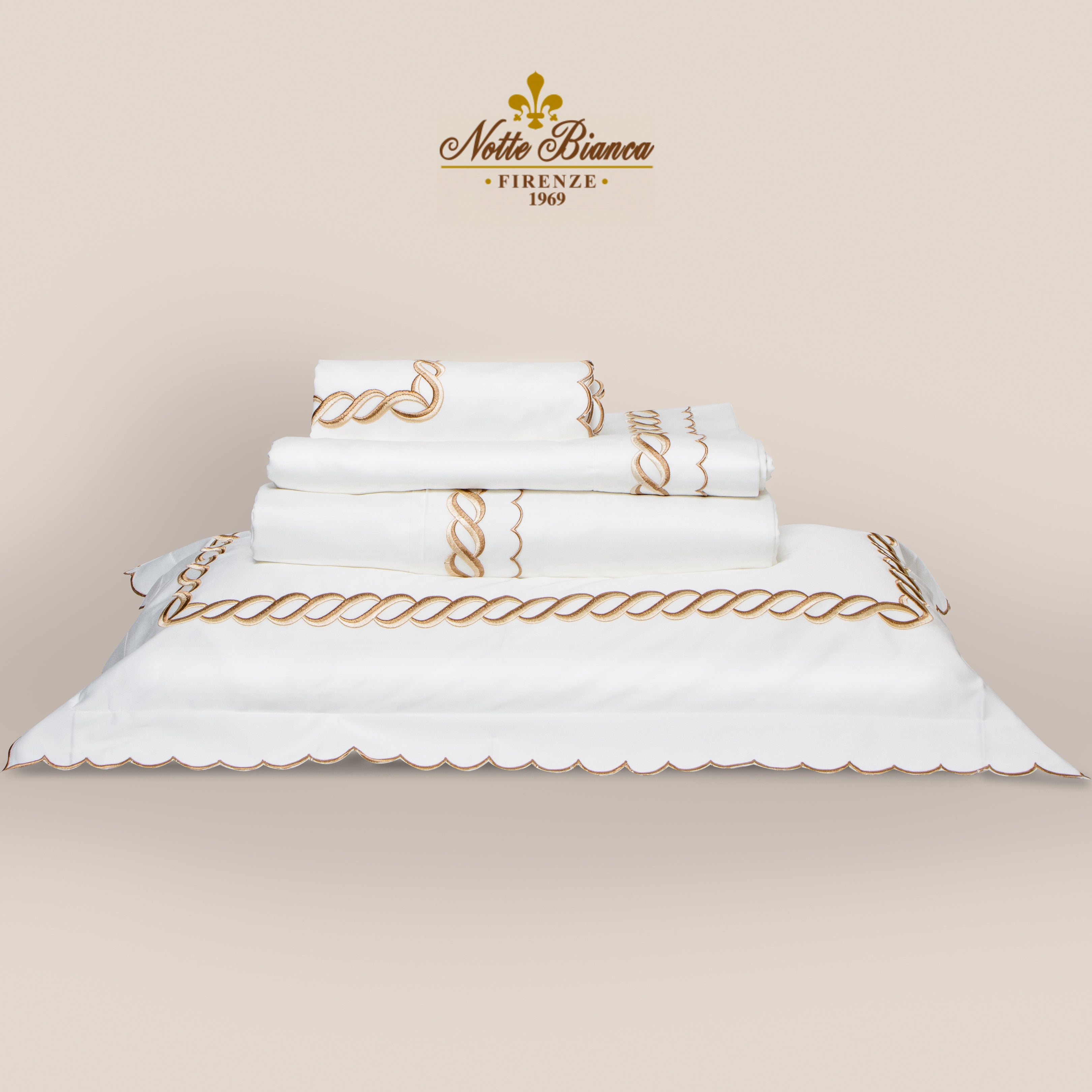 Chain Brown Color Embroidery Bedsheet Set