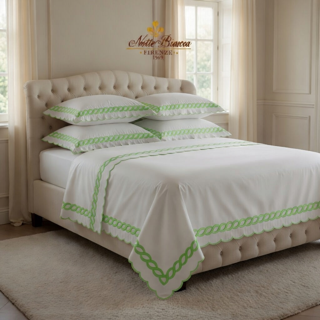 Chain Pistachio Color Embroidery Bedsheet Set