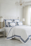 Elegantly Navy /White Bedsheet Set