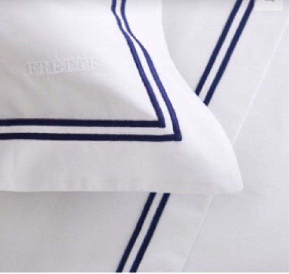 2 Line Navy Blue / White Bedsheet Set