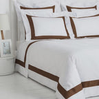 Stripe Applique Brown /White Bedsheet Set